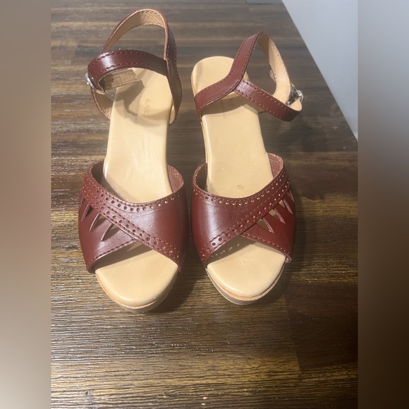 A.P.C. Rue Madame Paris Burgundy Clogs - Picture 6 of 11